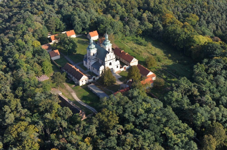 Klasztor oo. Kamedułów w Bieniszewie
