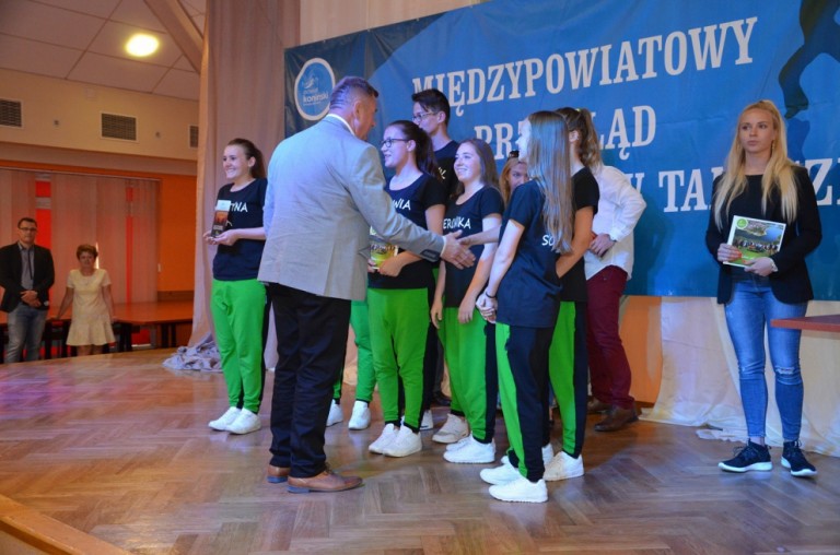 III MIEJSCE – Grupa taneczna MIX z Miejsko-Gminnego Ośrodka Kultury w Sompolnie (