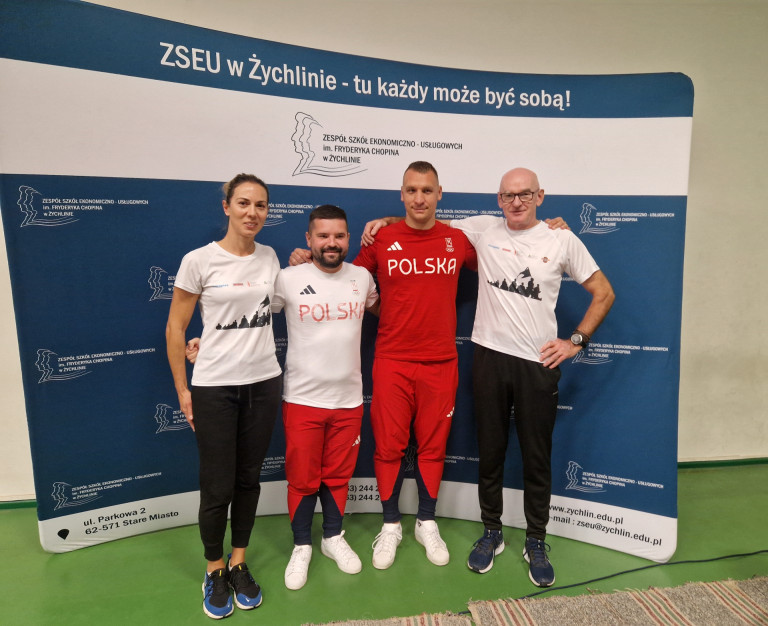 Olimpijczycy z Paryża w ZSEU w Żychlinie