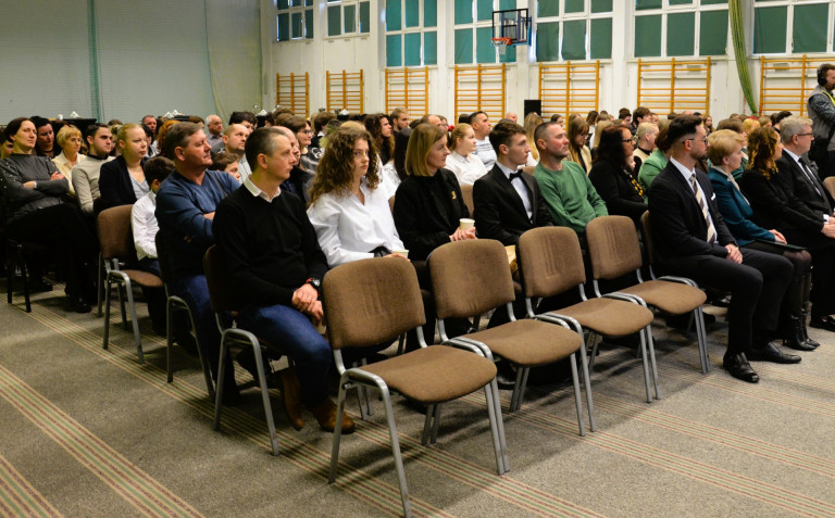 Stypendia Starosty Konińskiego wręczone w Żychlinie