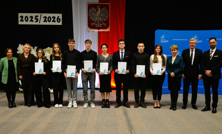 Stypendia Starosty Konińskiego wręczone w Żychlinie