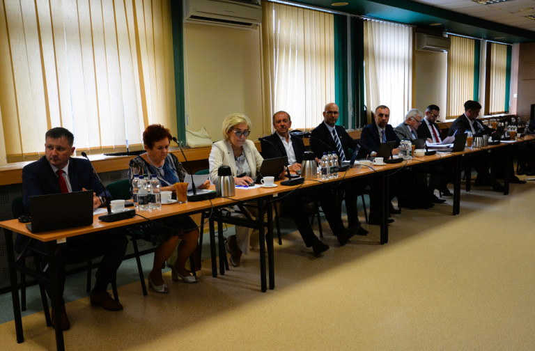 Zarząd Powiatu z absolutorium za 2025r.