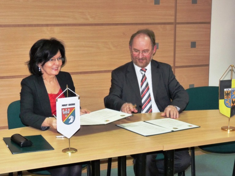 Podpisano protokół o współpracy w 2012 roku