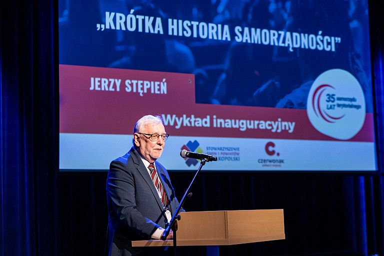 Przeszłość pełna doświadczeń – przyszłość pełna pomysłów. 35 lat samorządności.