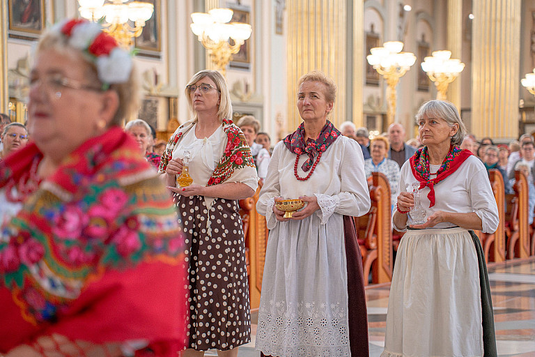XVI Og&oacute;lnopolski Zjazd K&oacute;ł Gospodyń Wiejskich
